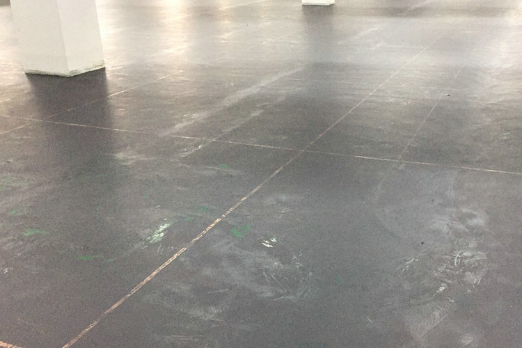 防靜電地坪漆,福州防靜電地坪工程_防靜電地坪漆廠家滄晟:靜電對人體的危險有哪些？